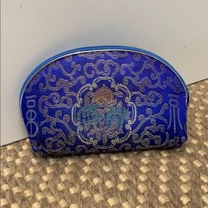 Set of 4 nesting cosmetics bags